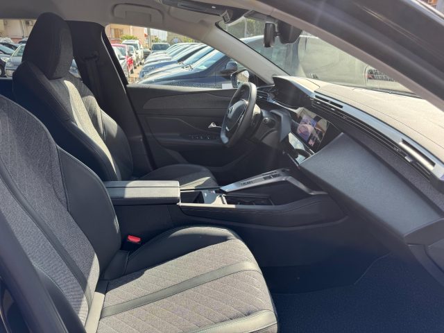 PEUGEOT 408 usata, con Fari Xenon