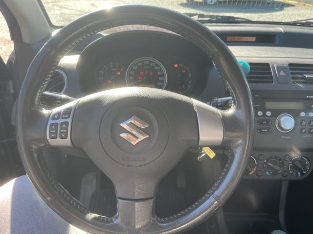 SUZUKI Swift usata, con Airbag laterali