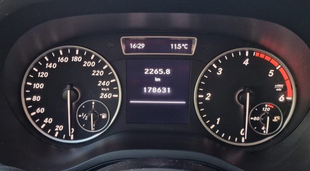 MERCEDES-BENZ B 180 usata, con Filtro antiparticolato