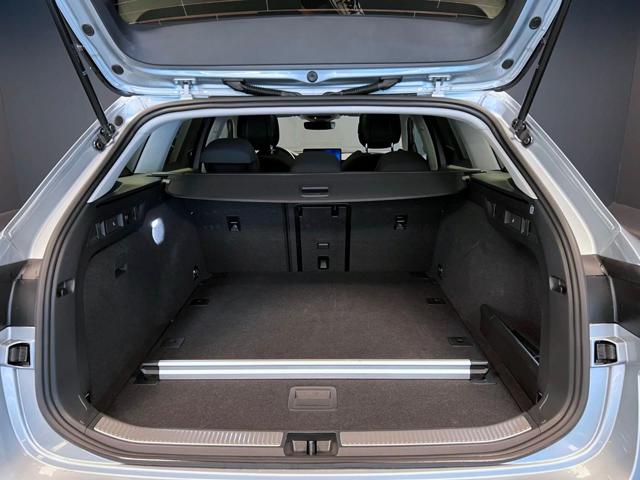 SKODA Superb usata, con Cruise Control