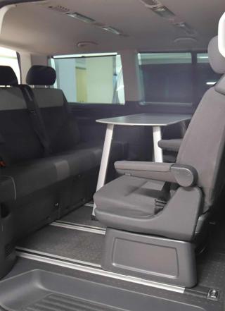 VOLKSWAGEN Multivan usata, con Antifurto