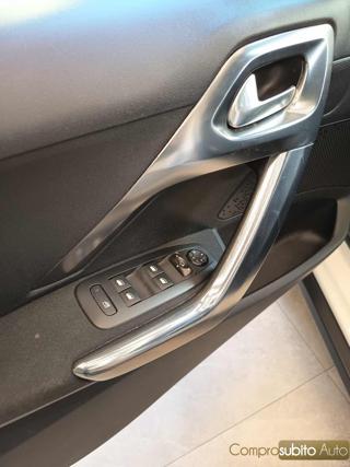 PEUGEOT 2008 usata 31