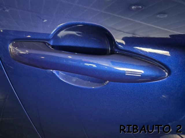 TOYOTA Yaris Cross usata, con USB