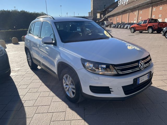 VOLKSWAGEN Tiguan usata, con Airbag