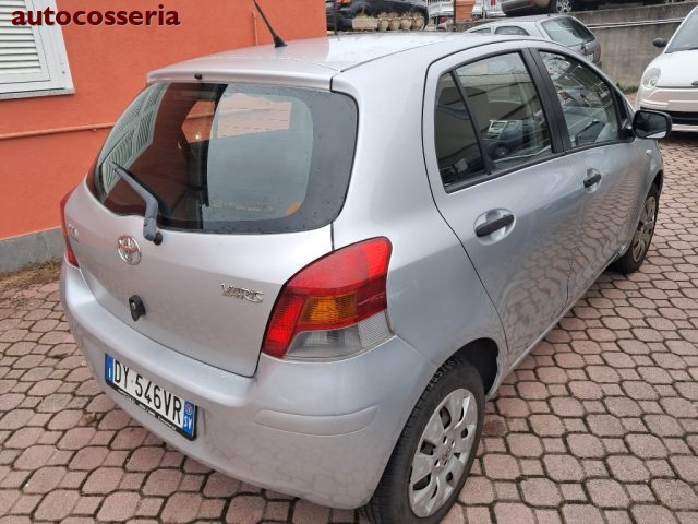 TOYOTA Yaris usata, con Airbag