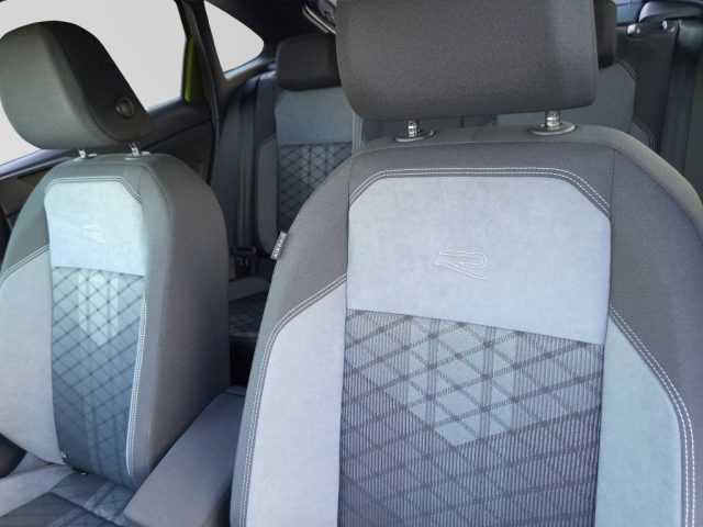 VOLKSWAGEN Taigo usata, con ESP