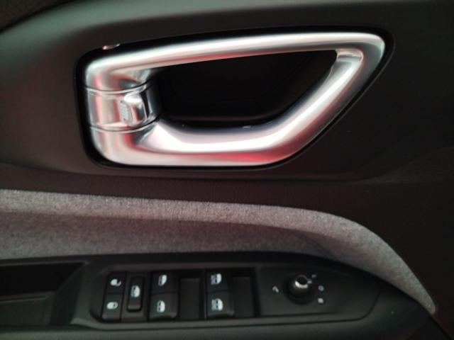 JEEP Compass usata, con Luci diurne LED