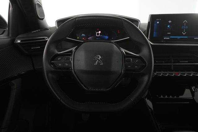 PEUGEOT 2008 usata 11