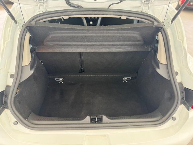 RENAULT Clio usata, con Sistema di navigazione