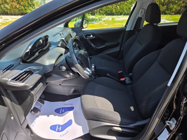 PEUGEOT 208 usata, con Fari Xenon