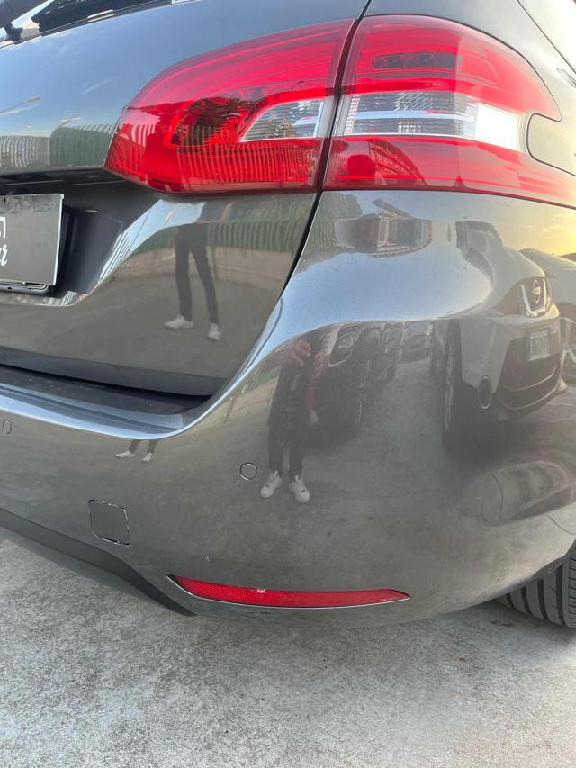 PEUGEOT 308 usata, con Cerchi in lega