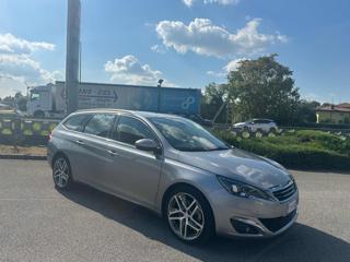 PEUGEOT 308 usata, con Airbag
