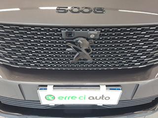 PEUGEOT 5008 usata, con Autoradio