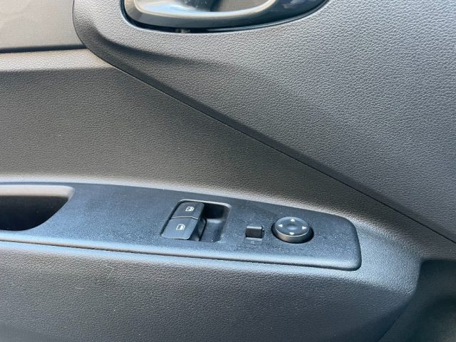 HYUNDAI i10 usata, con Immobilizzatore elettronico