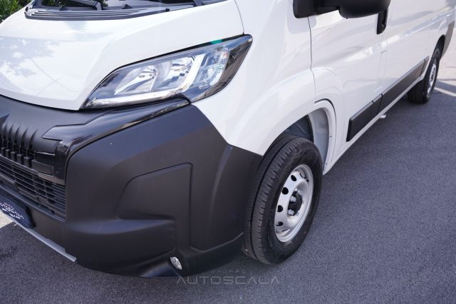 PEUGEOT Boxer usata, con Bluetooth
