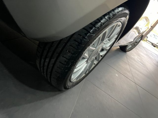 LANCIA Ypsilon usata, con Sedile posteriore sdoppiato