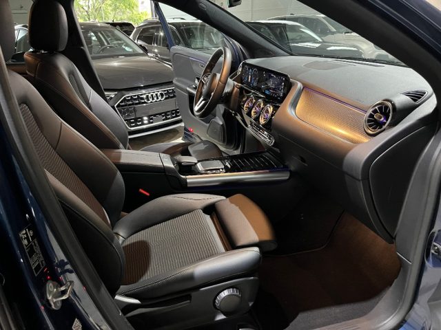 MERCEDES-BENZ GLA 200 usata, con Sistema di navigazione