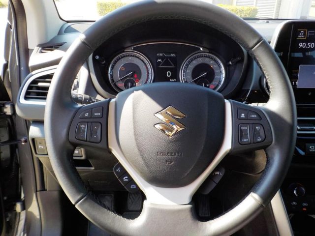 SUZUKI S-Cross usata, con Frenata d
