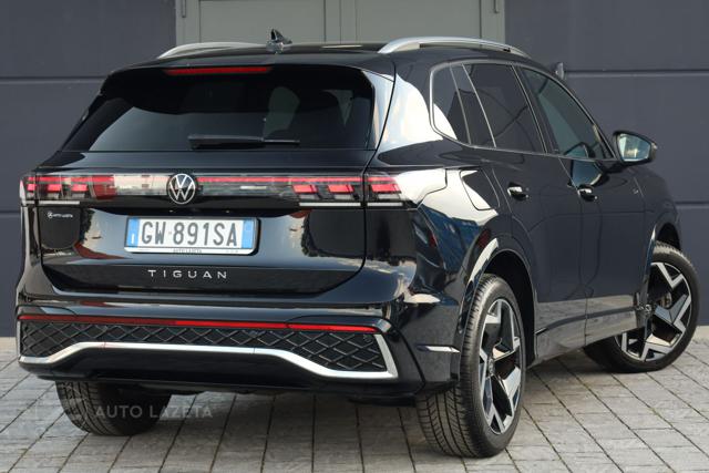 VOLKSWAGEN Tiguan usata, con Airbag laterali
