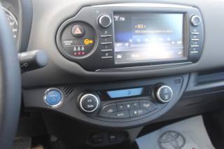 TOYOTA Yaris usata, con Riconoscimento dei segnali stradali