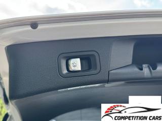 MERCEDES-BENZ C 220 usata, con Fari LED