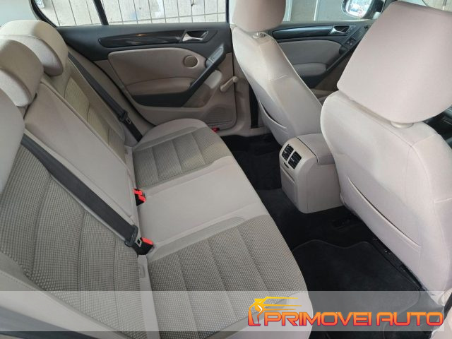 VOLKSWAGEN Golf usata, con Airbag