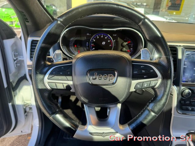 JEEP Grand Cherokee usata, con Autoradio