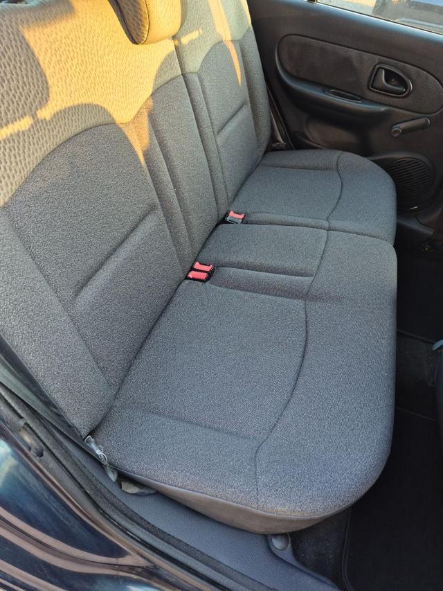 RENAULT Clio usata, con Climatizzatore