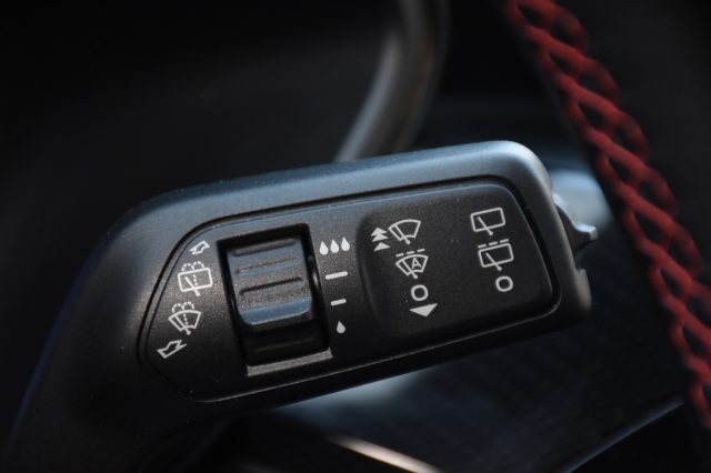 FORD Kuga usata, con Autoradio digitale