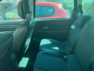 RENAULT Scenic usata, con Chiusura centralizzata