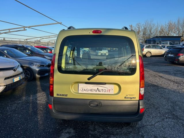 RENAULT Kangoo usata, con Autoradio
