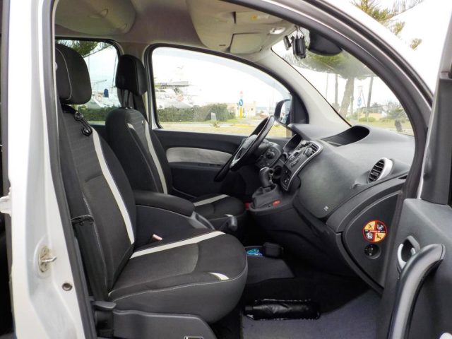 RENAULT Kangoo usata, con Vetri oscurati