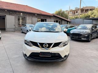 NISSAN Qashqai usata, con Luci diurne LED