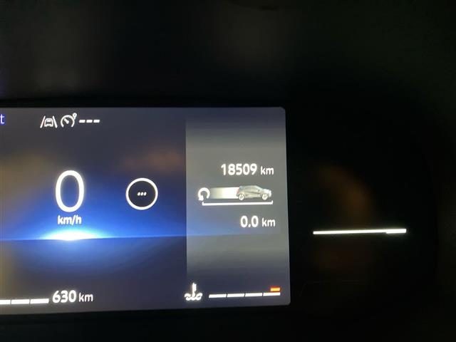 RENAULT Captur usata, con Bracciolo