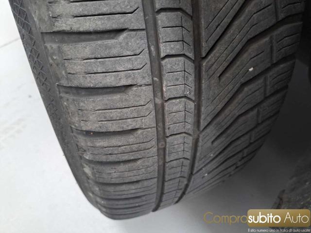 LAND ROVER Range Rover Velar usata, con Filtro antiparticolato