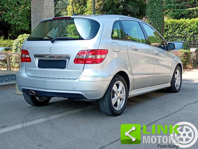 MERCEDES-BENZ B 180 usata, con USB