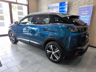 PEUGEOT 3008 usata, con Airbag