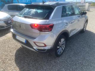 VOLKSWAGEN T-Roc usata, con Autoradio