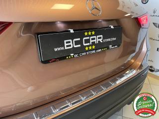 MERCEDES-BENZ GLA 200 usata, con Bracciolo
