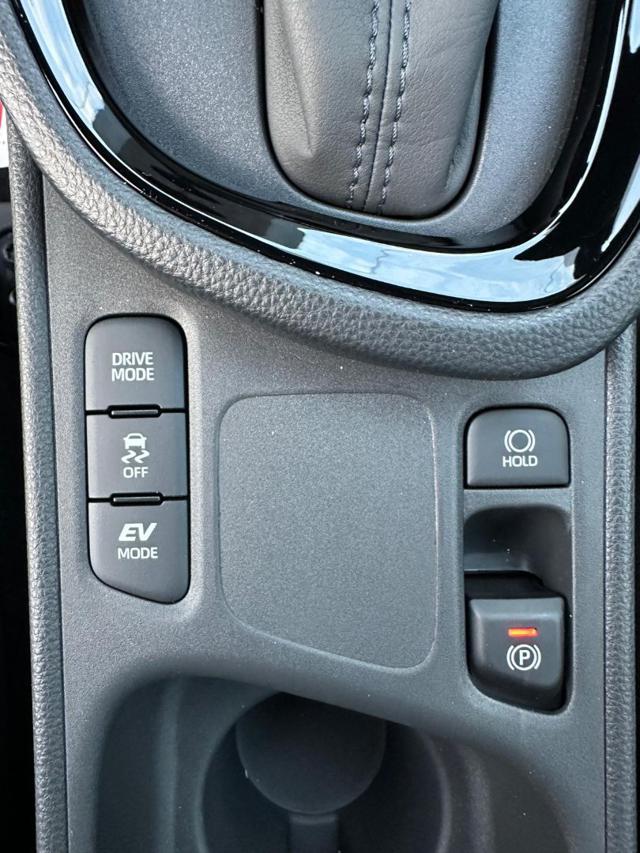 TOYOTA Yaris Cross usata, con Servosterzo