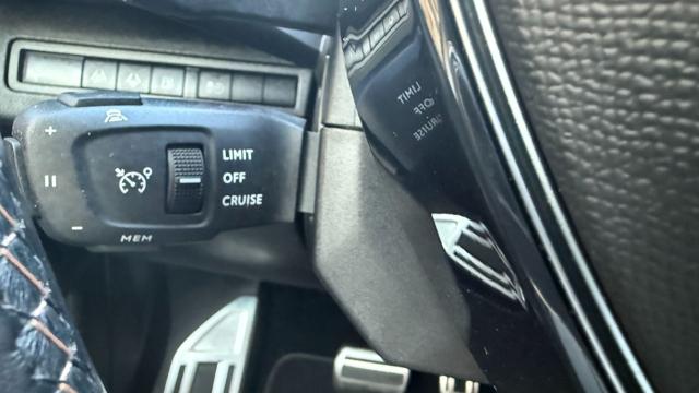 PEUGEOT 3008 usata, con Boardcomputer
