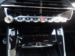 PEUGEOT 208 usata, con Sedili sportivi