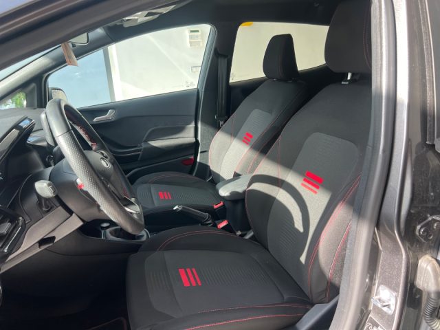 FORD Fiesta usata, con MP3