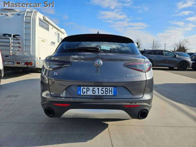 ALFA ROMEO Stelvio usata, con Autoradio