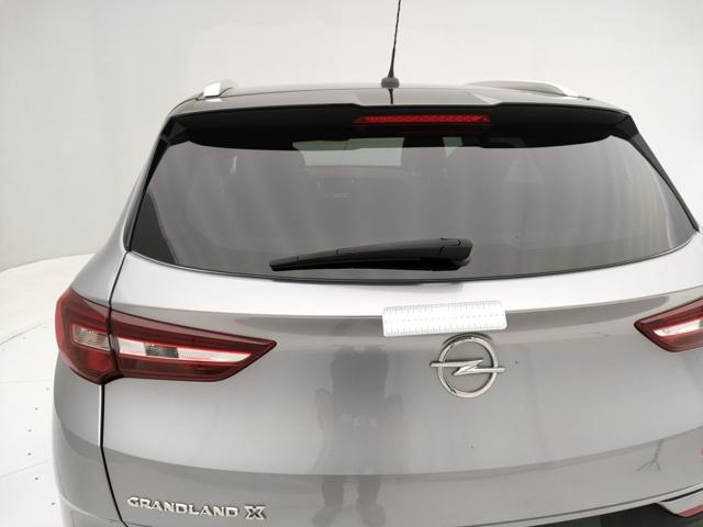 OPEL Grandland X usata, con Fari LED