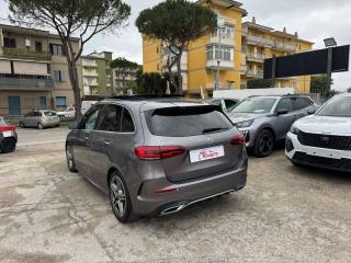 MERCEDES-BENZ B 200 usata, con Autoradio