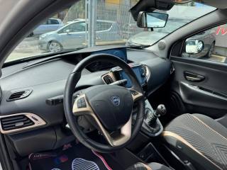 LANCIA Ypsilon usata, con Controllo automatico clima