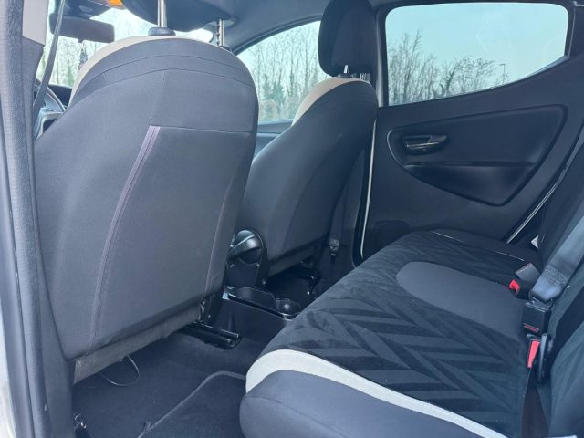 LANCIA Ypsilon usata, con Volante multifunzione