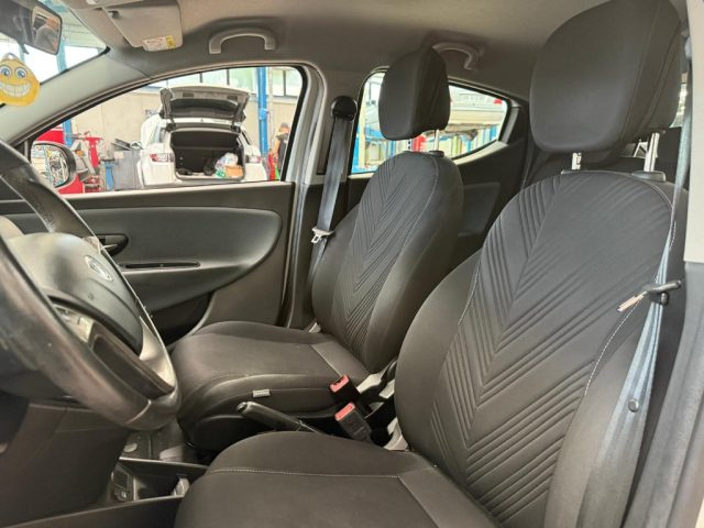 LANCIA Ypsilon usata, con Servosterzo