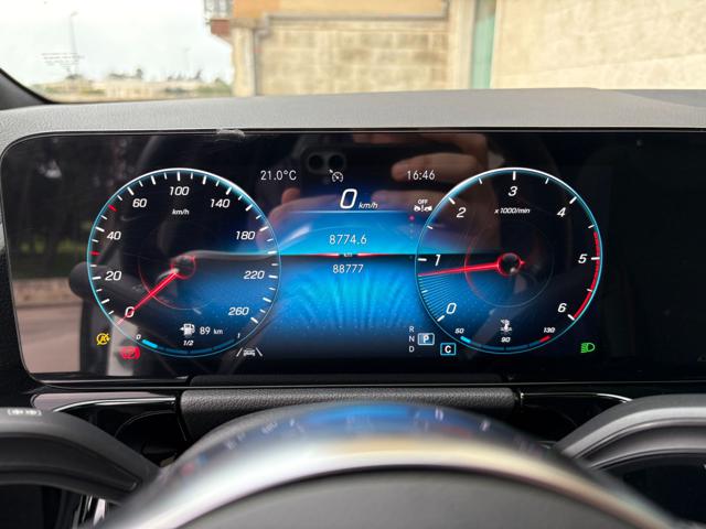 MERCEDES-BENZ GLA 200 usata, con Luci diurne LED